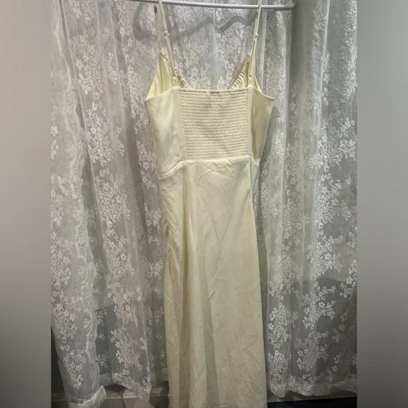 aritzia bellow midi yellow bodycon dress - size 8 - Picture 4 of 6